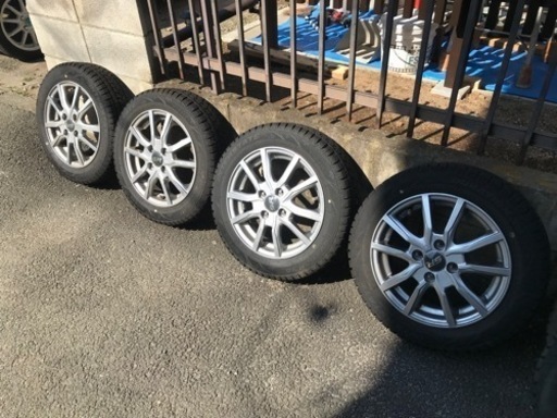 スタッドレスタイヤ　ホイールセット　4本　155/65R/14 軽自動車
