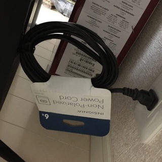 フルHDスマートLED 32型テレビ(VIZIO E-Series E32-C1 日本円2万3200円相当)の画像