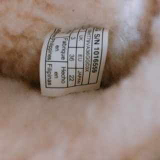 《値下げしました》UGG アグ　ブーツ 22cm 新品未使用の画像