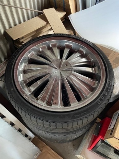 20インチアルミタイヤ付きです。タイヤは7割程残っています。引き取りに来て頂ける方限定です。