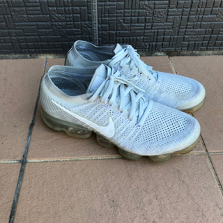 今週最終価格❗️NIKE ヴェイパーマックス　ピュアプラチアムの画像