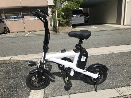 引っ越しのため手放します。