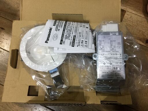 パナソニック　LSEBC5048LE1   ダウンライト　未使用