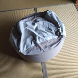 無印良品 体にフィットするソファ ビーズクッション