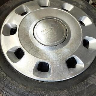 175/65/R14  FIAT500に使用していました。決まりました。