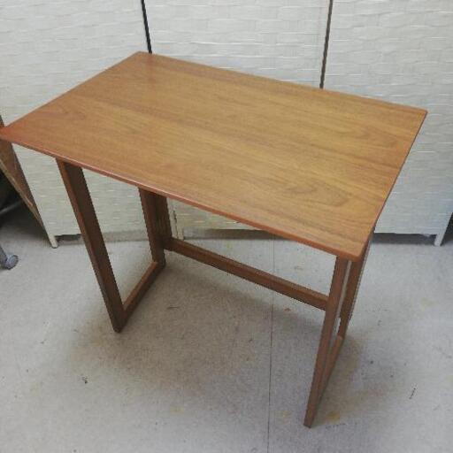 折り畳み式　テーブル　幅70cm