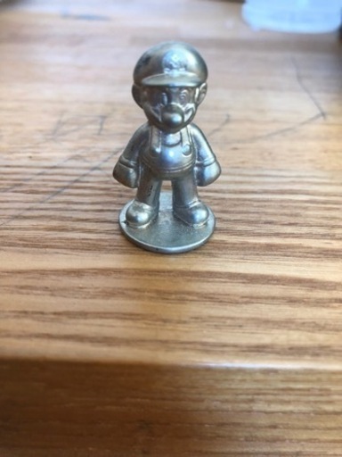 マリオの置物（ネットでは売ってない）