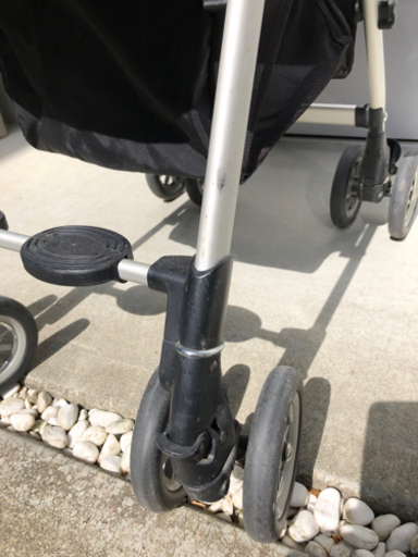 コンビベビーカーcombi