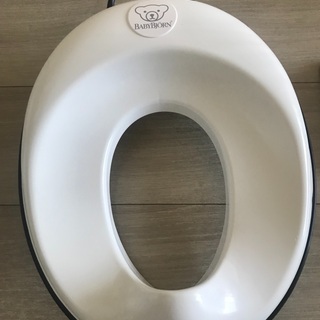 ベビービョルン トイレットトレーナーホワイト(1個)【ベビービョルン(BABY BJORN)】[おむつ トイレ ケアグッズ トイレ用品]の画像