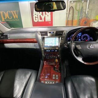自社ローン★金利無し★回数制限無し★LS460バージョンU★パール★黒革シート★サンルーフ★HDDナビ・TV・DVD・ETC・バックカメラ★後席モニター★の画像