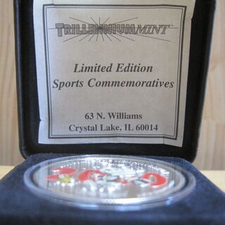 スヌーピーの限定メダルの画像