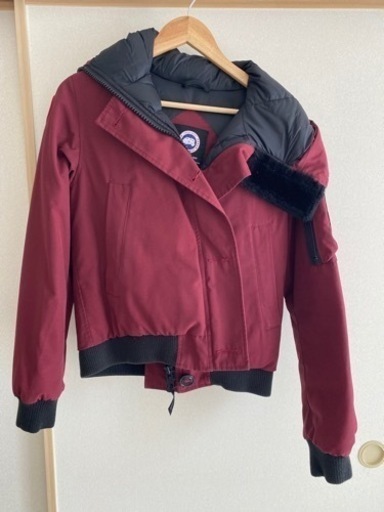 カナダグース　Mサイズ　ダウン