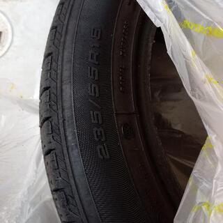 タイヤ ２３５／５５Ｒ１８