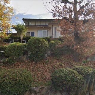 売約済み！名張市栄町！名張駅、徒歩約７分！７ＬＤＫ・二世帯住宅にも！