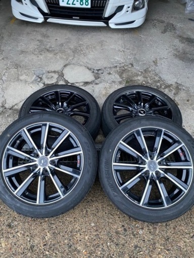 レオニスのホイールとほぼ新品タイヤ