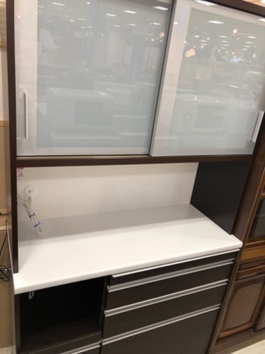 取りに来れる方限定！松田家具のレンジボードです！