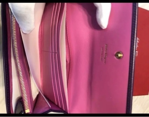Salvatore Ferragamo フェラガモ　新品長財布