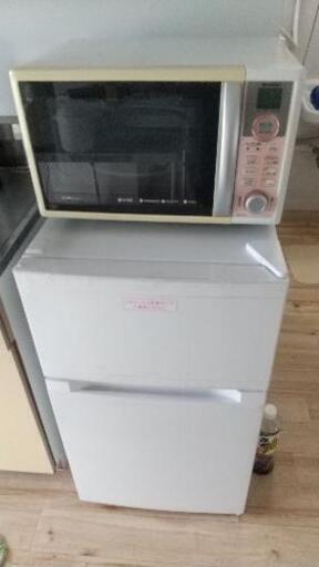 洗濯機、冷蔵庫、電子レンジ、テレビ台