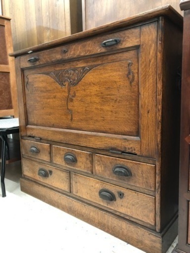 アンティーク家具好き必見！！ビンテージライティングビューロー