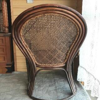 籐・ラタンの椅子・ジャンク品の画像