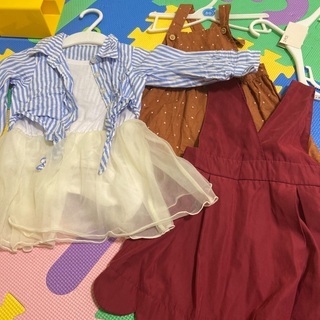 女の子のドレス