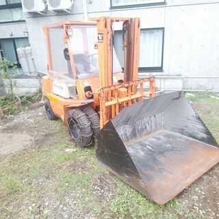 トヨタフォークリフト ４FGL２５ 除雪用バケット付き 札幌 より