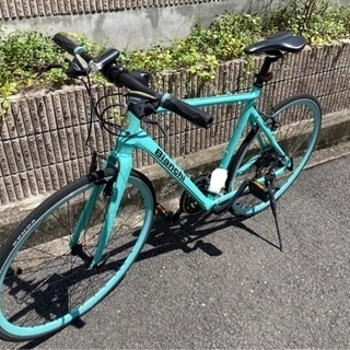 Bianchi クロスバイク【空気入れ付き】
