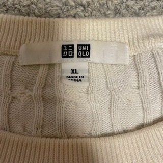 【お取引者様と交渉中】 UNIQLO ケーブル編みセーター　XLサイズの画像