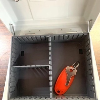 シヤチハタ Shachihata スチール印箱　小型　　の画像