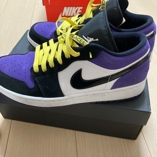 ジョーダン1 ロー　コートパープルの画像