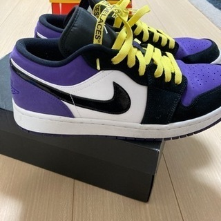 ジョーダン1 ロー　コートパープルの画像