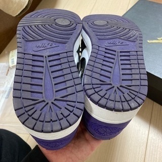 ジョーダン1 ロー　コートパープルの画像