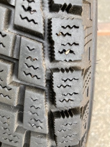 中古!スタッドレスタイヤ4本セット 175/80R15 ホンダZ、パジェロミニ、ジムニーに