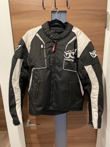 バイク用プロテクター付きジャケット