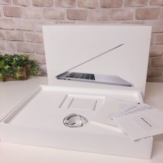 大幅値下げ中】Macbook Pro 15インチ (シルバー)