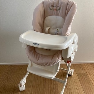 コンビ ハイローチェアの画像