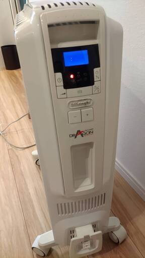 【☆交渉中☆】【値下げ】オイルヒーター　デロンギ　DDQ0915　上位モデル