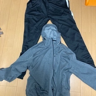 洋服やジェラート機器など..の画像