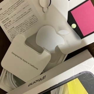 iPhoneSE第２世代２seriesブラック新品同様美品⭐...
