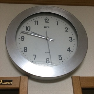 シンプルモダン 掛け時計の画像