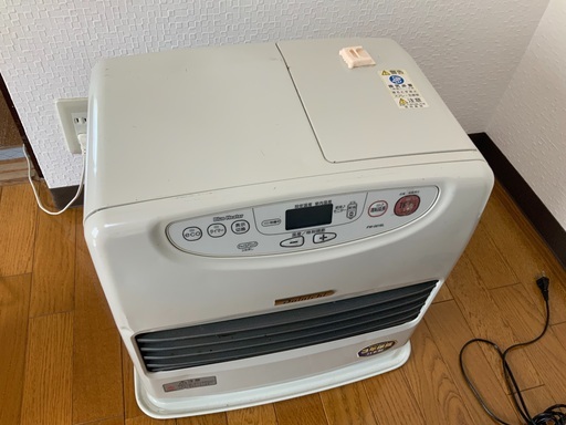 灯油ファンヒーター9リットル