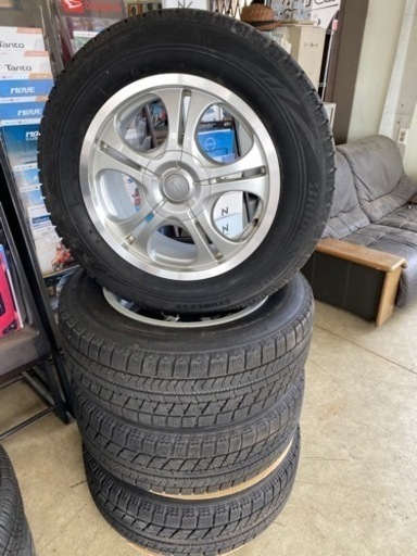 スタッドレスタイヤ、16アルミセット
