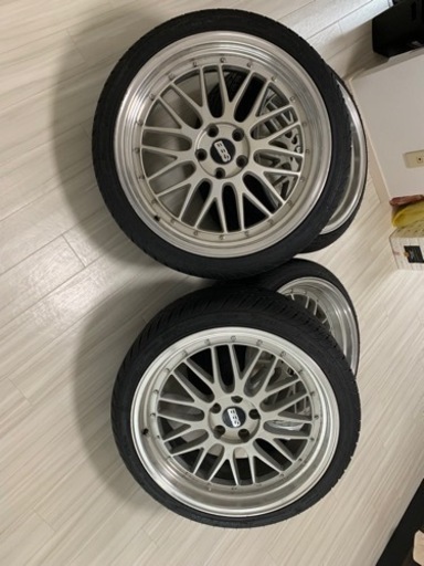 タイヤ　ハイダ　20インチ