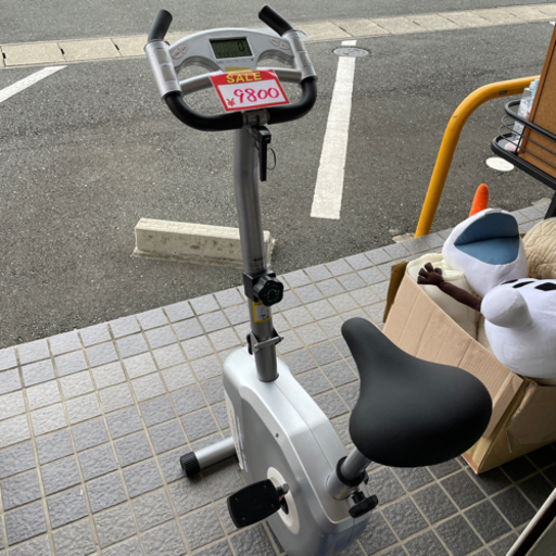 ジモティ限定価格❗️エアロバイク❗️フィットネスバイク❗️ALINCO❗️スタイリッシュなデザインなので場所も取りません✨入荷してすぐ売り切れる商品の為お早めに❗️