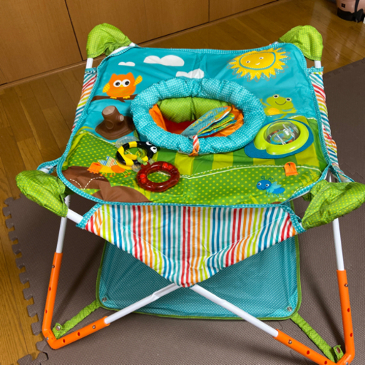 コンパクトにたためる ポップアップジャンパー　バウンサー