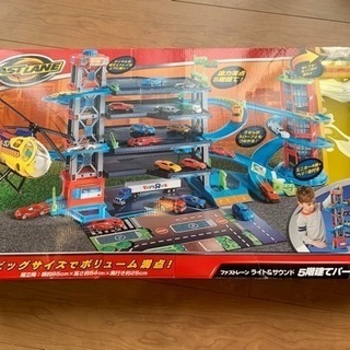 ミニカー　ガレージ