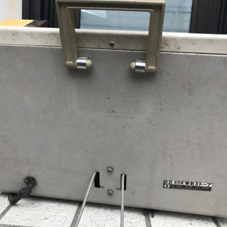 HITACHI 電気ストーブ　レトロの画像