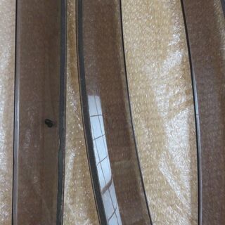 マツダ プレマシー用　純正バイザー3枚の画像
