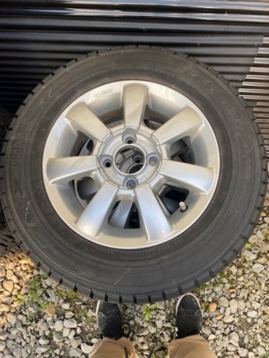 175/70r13 スタッドレス　ばり溝