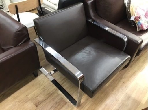 Time & Style（タイムアンドスタイル）のラウンジチェアー（ダークブラウン×シルバー）です。【トレファク東大阪店】